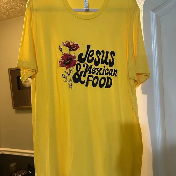 NWOT Bella Canvas Yellow Short Sleeve Tee with Floral Design - Picture 1 of 2